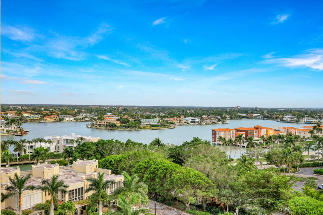 4021 Gulf Shore Blvd N, Naples, FL #1002, Naples, FL 34103