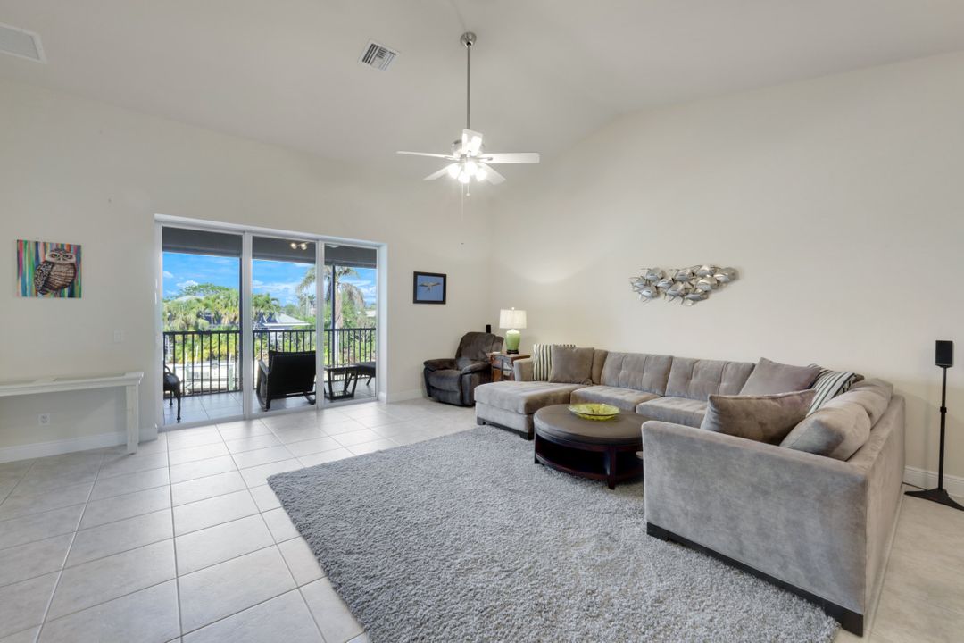 403 SW 47th Terrace  #203, Cape Coral, FL 33914