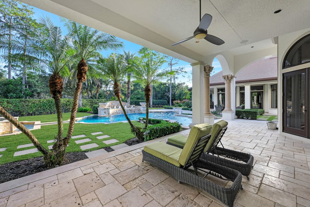 2804 Silverleaf Ln, Naples, FL 34105