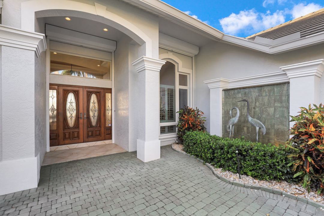 1076 Old Marco Ln, Marco Island, FL 34145