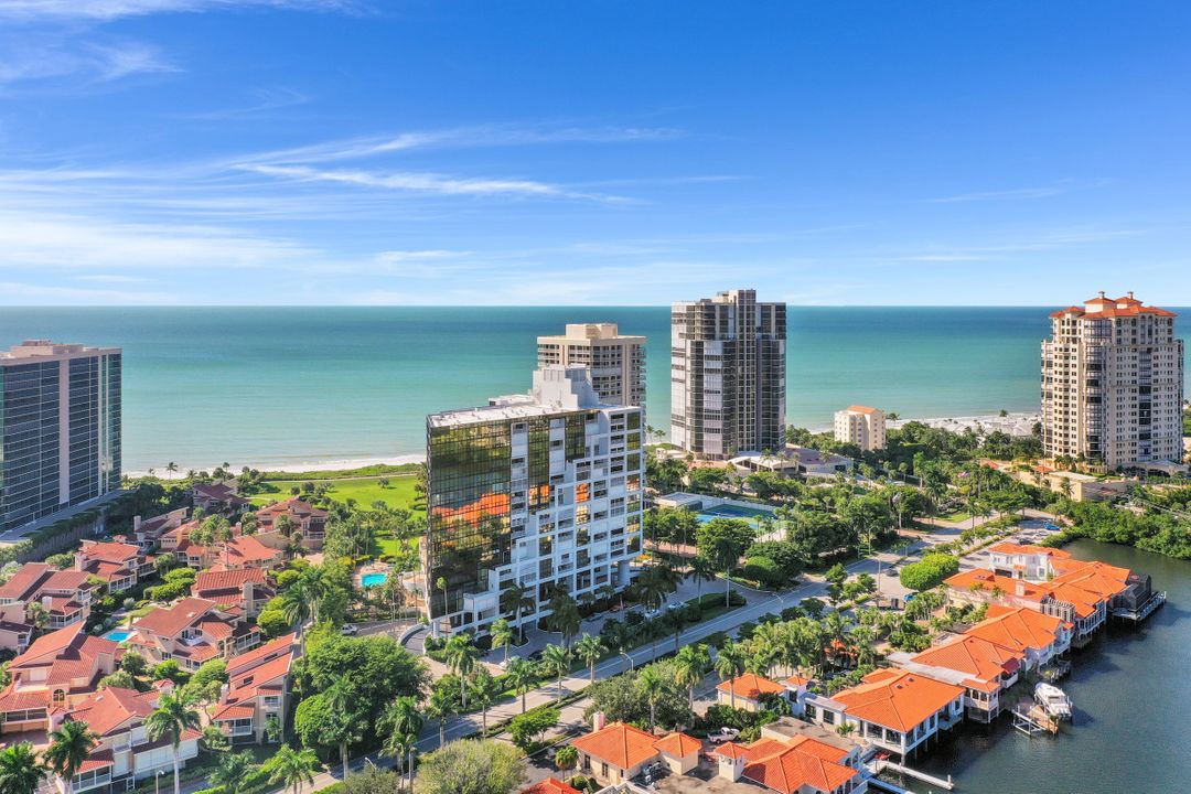 4751 Gulf Shore Blvd N #1403, Naples, FL 34103