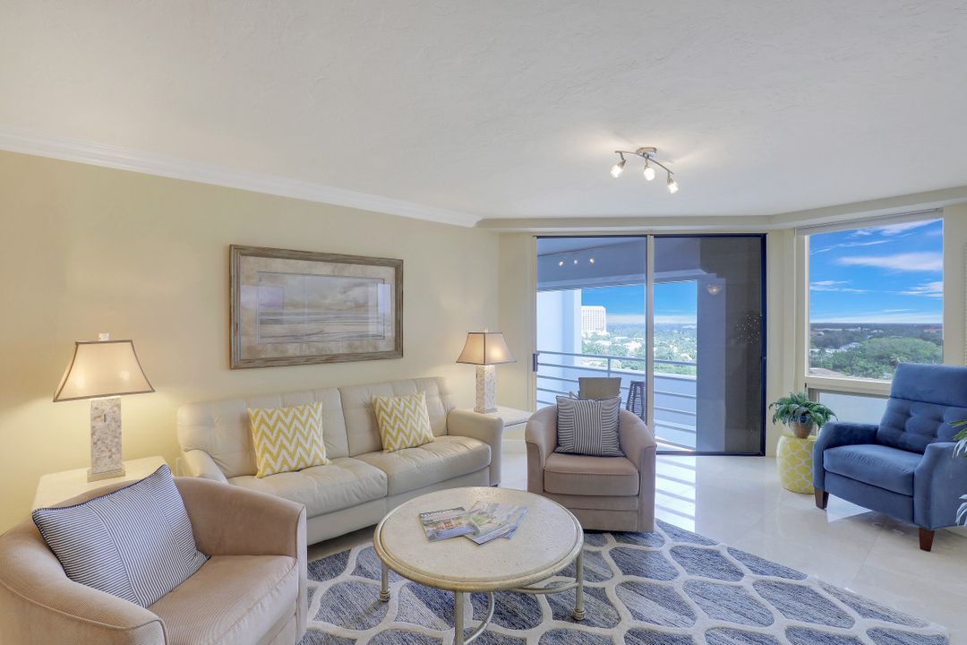 4751 Gulf Shore Blvd N #1403, Naples, FL 34103