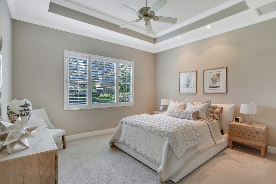 9169 Isla Bella Cir, Bonita Springs, FL 34135