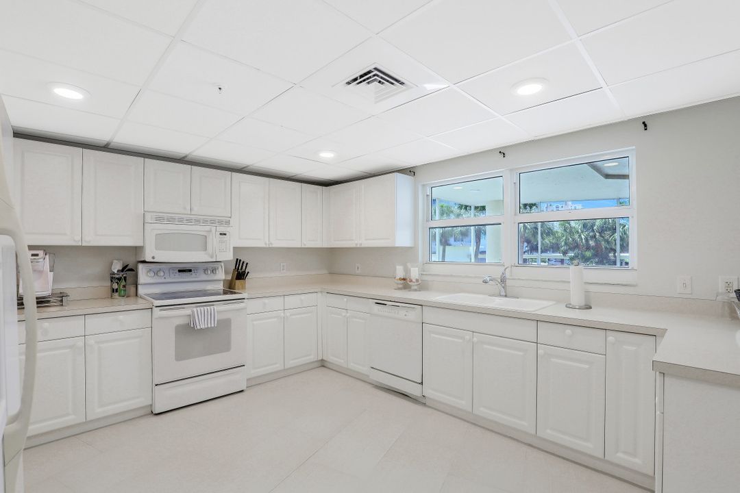 1020 S Collier Blvd #601, Marco Island, FL 34145