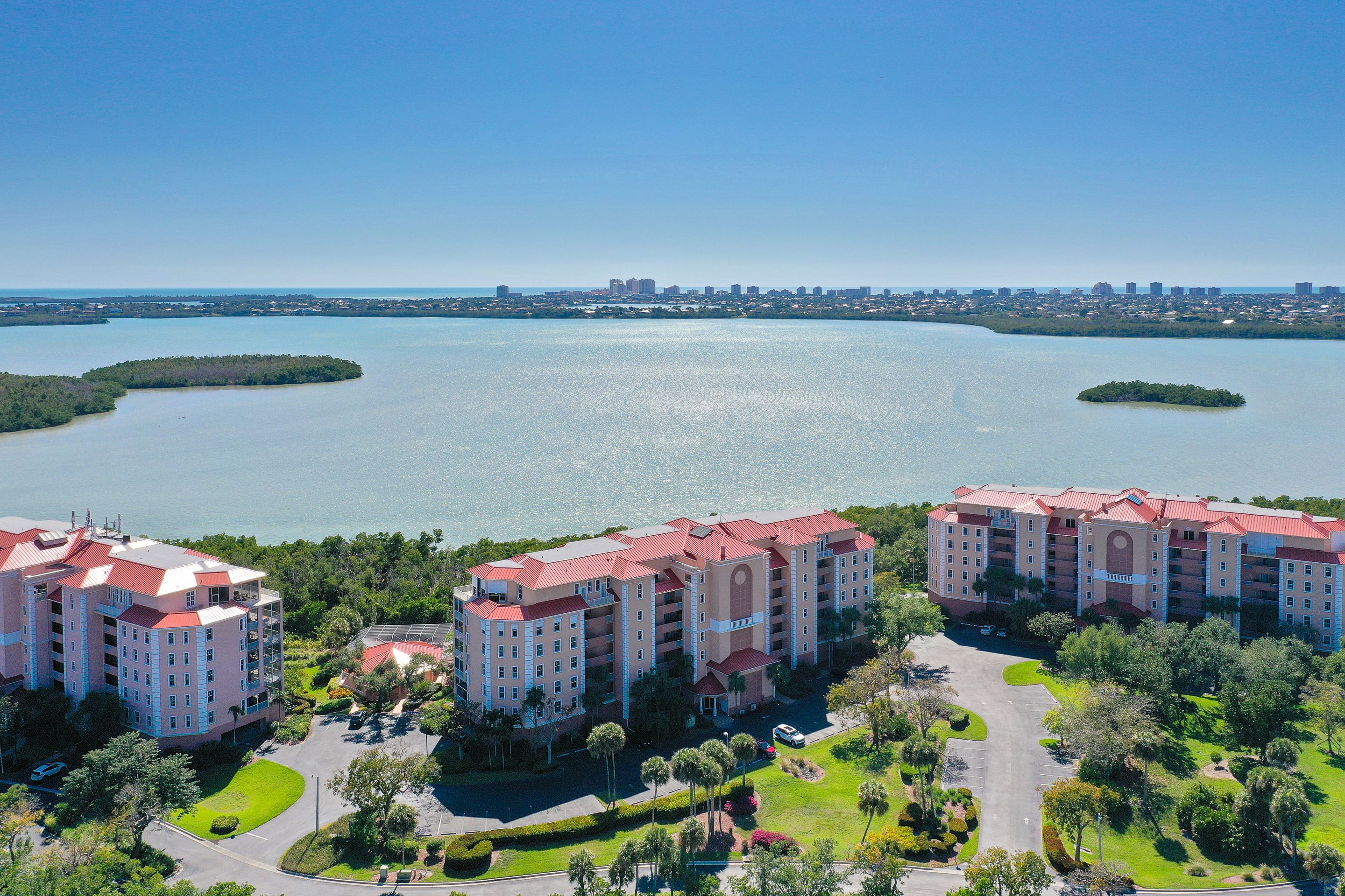 201 Vintage Bay Dr #B-33, Marco Island, FL 34145