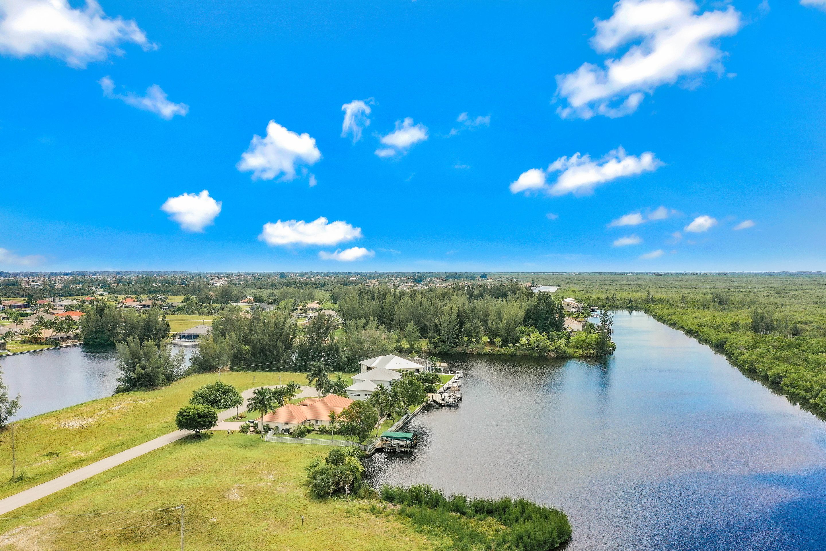 2314 Nw 44th Pl, Cape Coral, Fl 33993