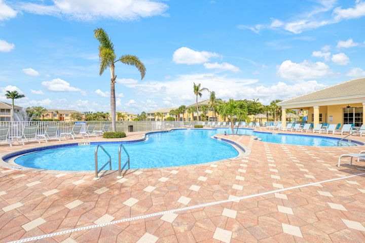14519 Abaco Lakes Dr #204, Fort Myers, FL 33908